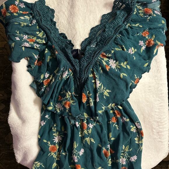 Daytrip Teal Floral Ruffle Blouse – Size Small - Picture 4 of 5
